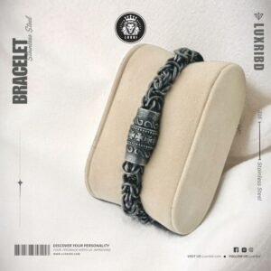 Retro Pattern Magnet Buckle Stainless Steel Bracelet For Men 10mm Wide